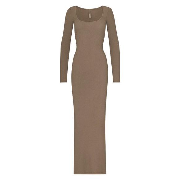 1. NWT SKIMS SOFT LOUNGE LONG SLEEVE DRESS IN OXIDE SIZE SMALL - Picture 1 of 8